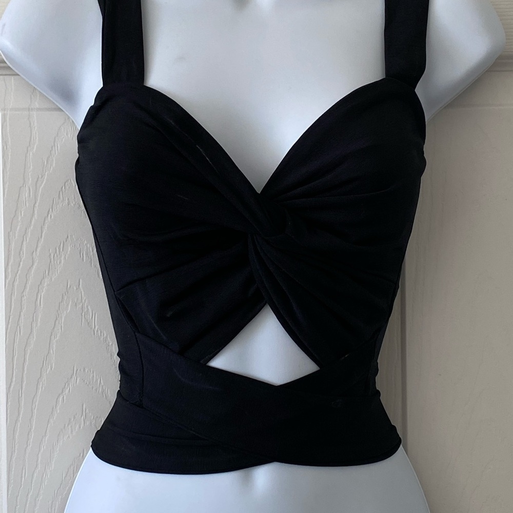 PrettyLittleThing Black Top